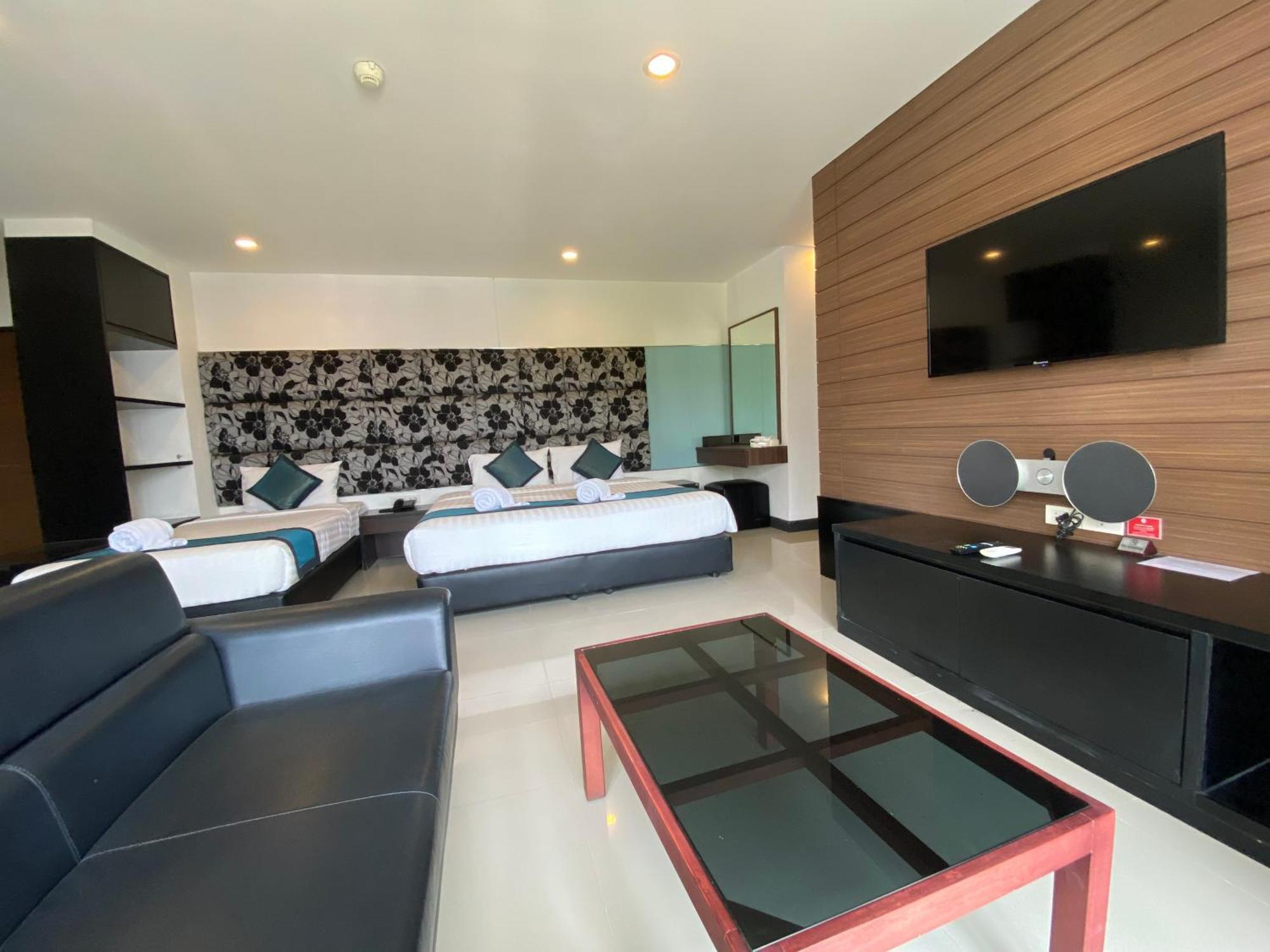Le Vernissage By Goad Avadhess Hospitality Pattaya Exterior foto